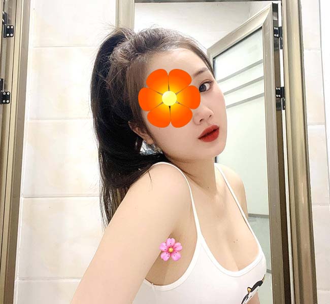 Phương Thảo - Em gái xinh xắn với body cực chuẩn