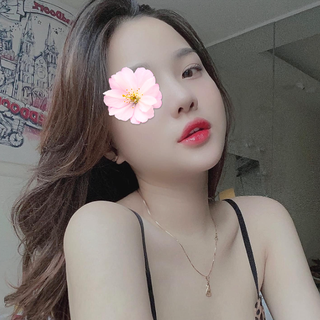 Quế Trân - Sugarbaby tìm bố đường nhà giàu, có gu ăn mực