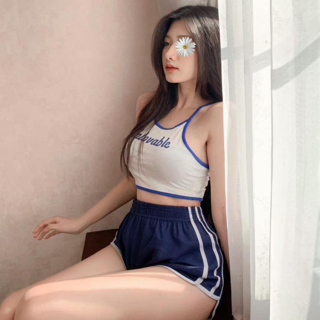 Cẩm Vân - Sexy girl tìm người yêu đẹp trai