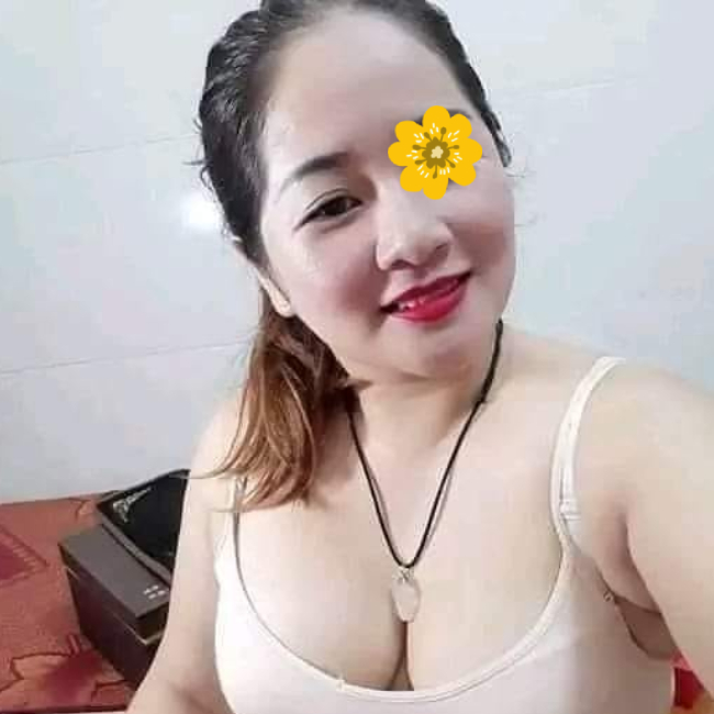 Thùy Hương - Máy bay siêu cấp chuyên chu cấp trai bao